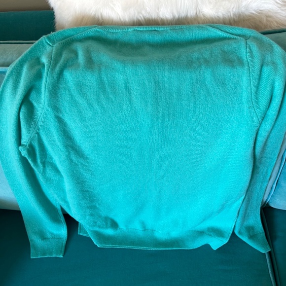 Sea foam green cashmere sweater - Picture 2 of 2